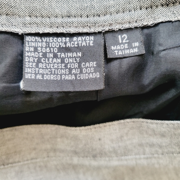 🌺3 For $10 Gray Classic Skirt - Picture 4 of 7